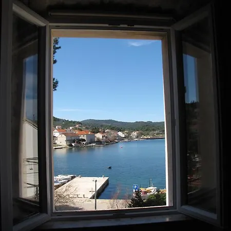 Lozica Apartment Lumbarda